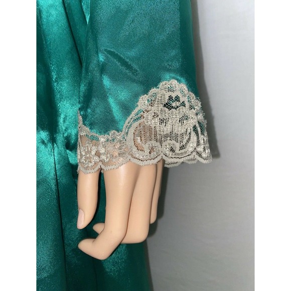 Victoria's Secret Victorian Robe Emerald Green - Picture 5 of 11